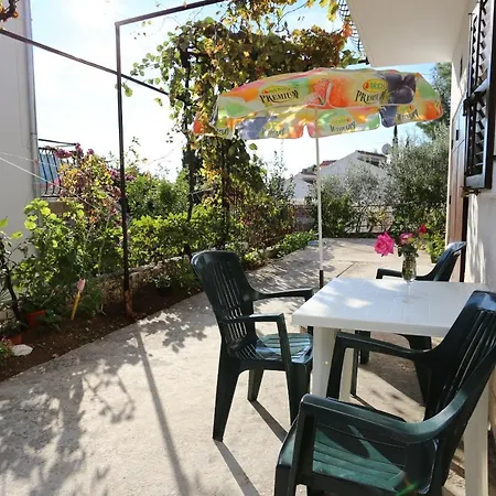 By The Sea - 10338 Rogoznica (Sibenik-Knin)