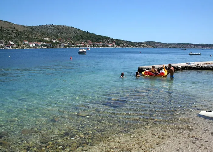 Apartment By The Sea - 10338 Rogoznica (Sibenik-Knin)