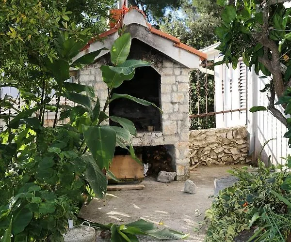 Appartement By The Sea - 10338