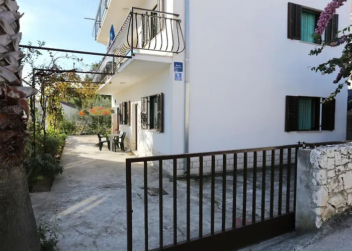 By The Sea - 10338 Apartamento Rogoznica (Sibenik-Knin)